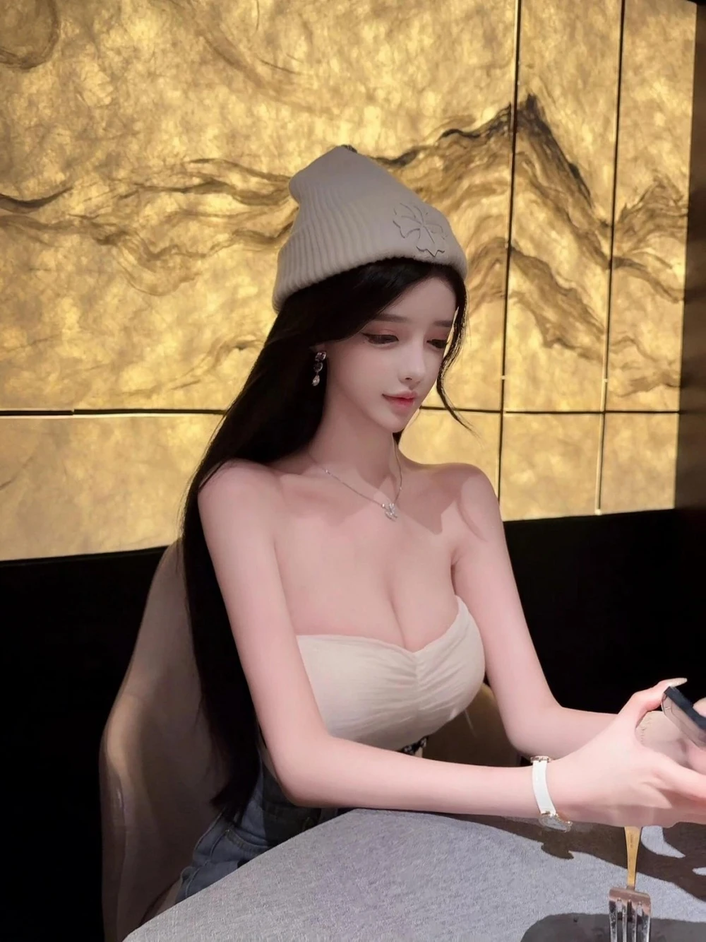 

Pure Desire Sexy Folded Women's Flavor Top with Chest Pad Small Tank Top Sweet Style Princess Fit Spring Summer Short Sleeve