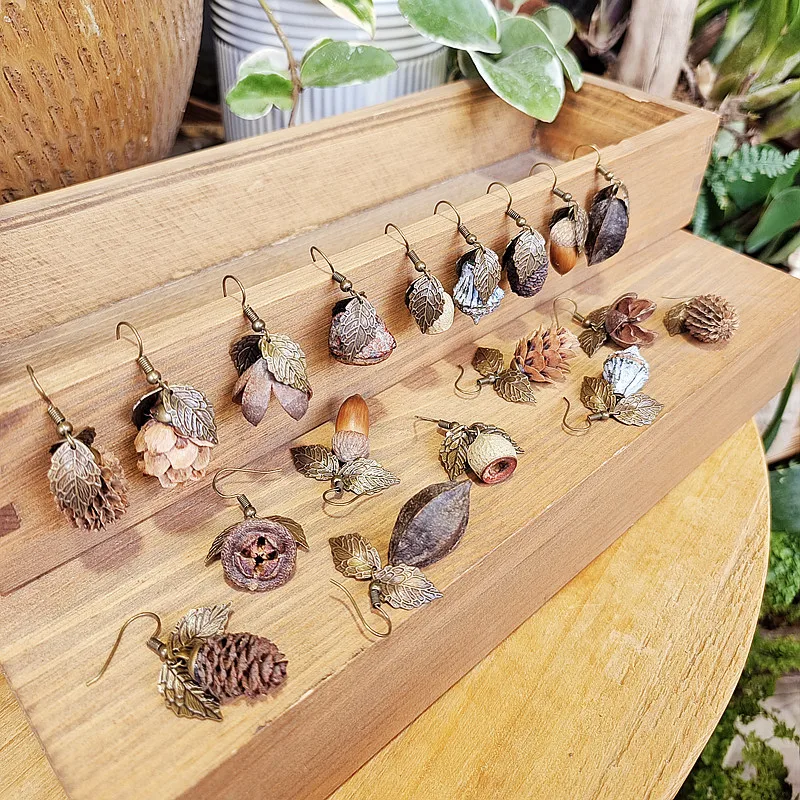 New Fashion European and American Retro Forest Pinecone Drop Earrings Creative Long Wooden Natural Dried Fruit Tassel Earrings