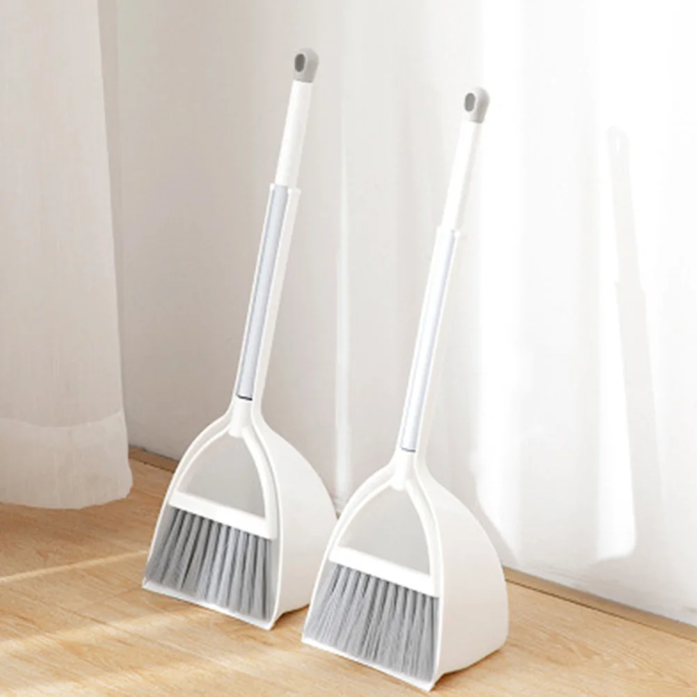 مجموعة مكنسة صغيرة مكونة من 4 قطع للأطفال خفيفة الوزن بدون نتوءات لتعلم التدبير المنزلي في رياض الأطفال #4