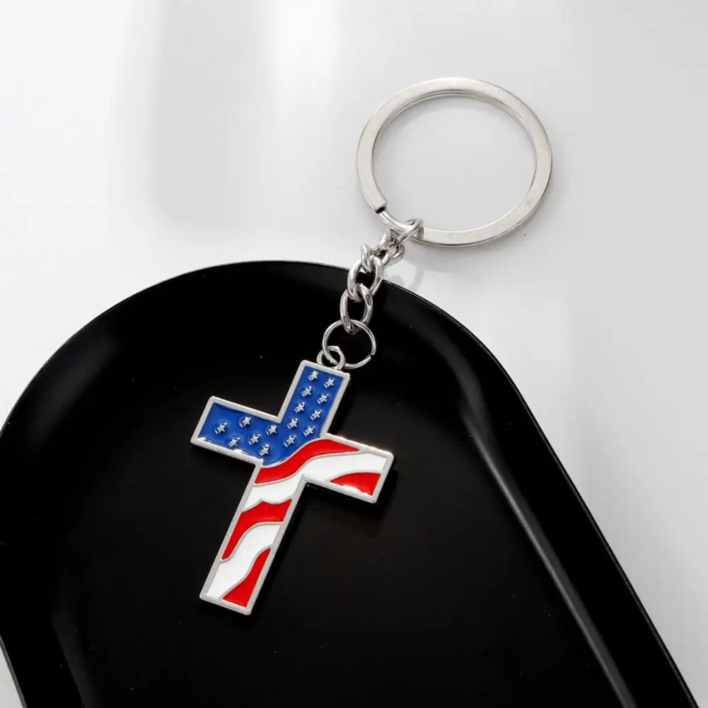 Compact Lightweight Keychain Political Enthusiasts Metal Keychain Set Goddess Shape Us Flag Pattern Keep America Great for Trump
