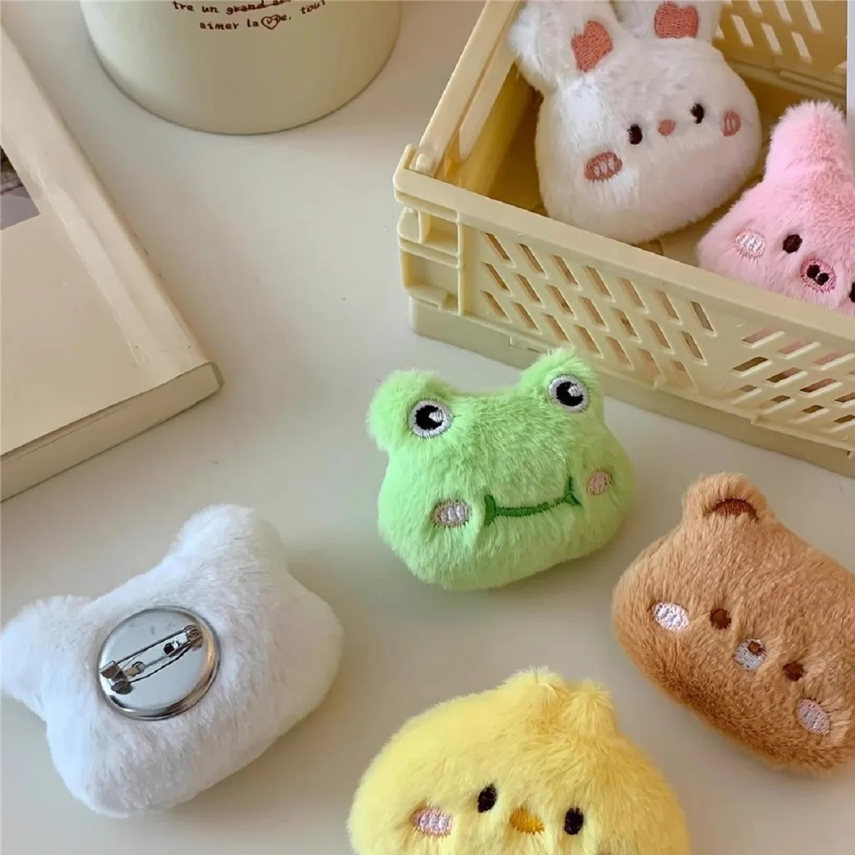 Cartoon Plush Animal Shaped Brooch Cute Versatile Panda Rabbit Frog Doll Doll Pins Clothing Backpack Accessories Jewelry Gifts