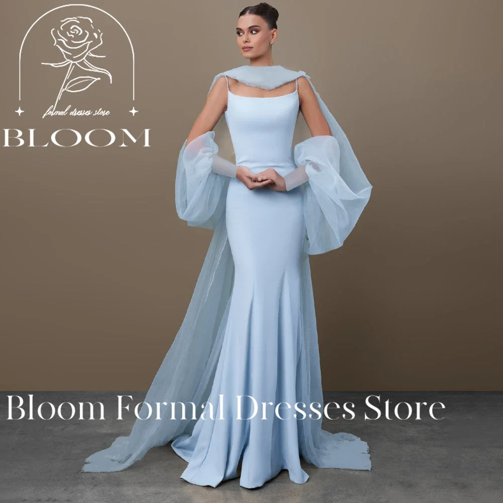 

Магазин официальных платьев Bloom. Изысканное вечернее платье с длинными рукавами и рюшами, подчеркивающим силуэтом и Gracefu.