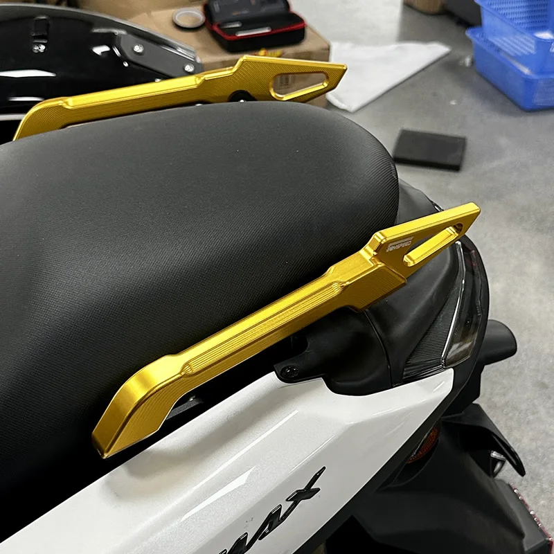 SEMSPEED الركاب الخلفي مقبض إمساك متوافق المقعد الخلفي بيلايون انتزاع السكك الحديدية بار مقابض الركاب لياماها NMAX 125 NMAX155 2025