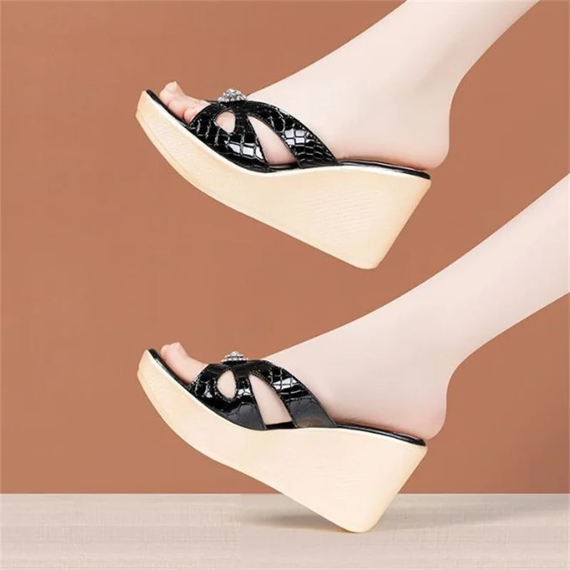 8cm 11cm Rhinestone Patent Leather Slippers Summer High Heels Platform Wedges Shoes for Office MOdel Small sandal Size 33-43