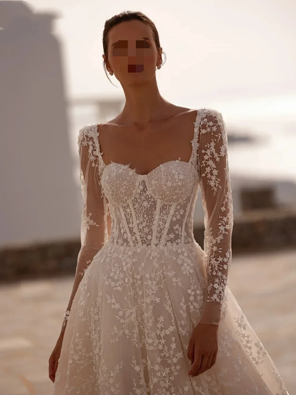 Maßgeschneiderte herzförmige Brautkleider, Spitzenapplikationen, Brautkleid mit langen Ärmeln, Perlen, A-Linie, Tüll, lange Brautkleider