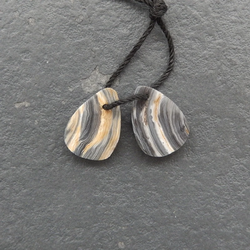 

Natural Brazil Agate Crystal Teardrop Components, Gray-Brown Banded Gemstone, Handmade Jewelry, Artisanal Crafts, 2Pcs