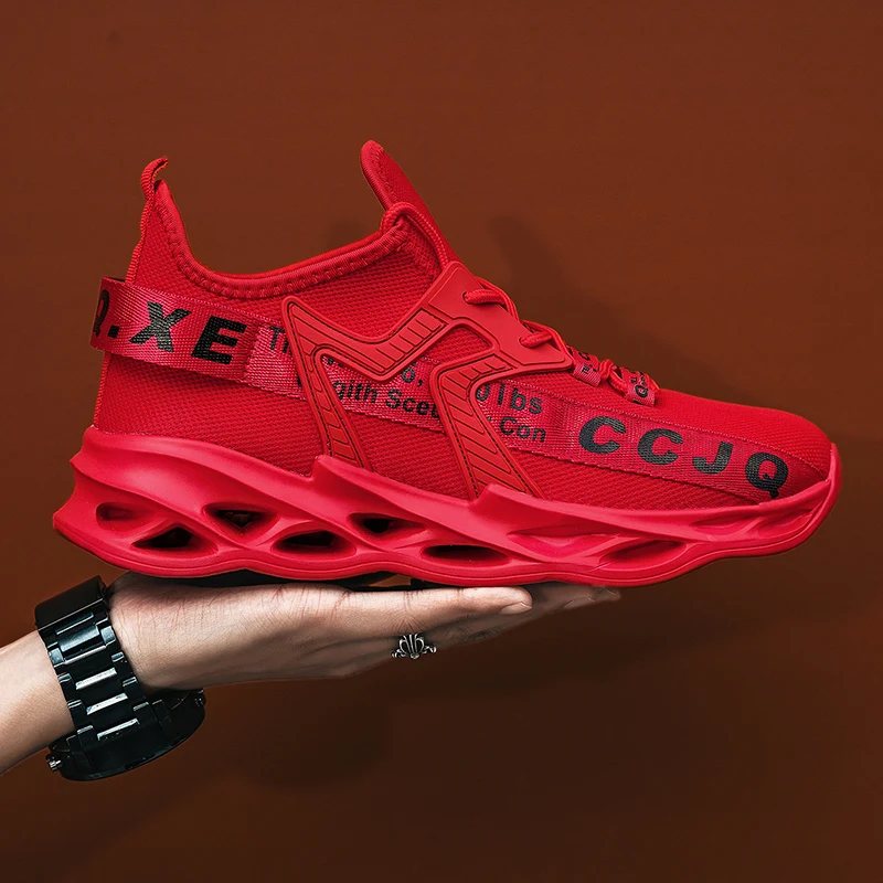 

2026 Men Running Sneakers Lightweight Sport Shoes Classical Mesh Breathable Casual Shoes Male Fashion Moccasins Sneakers