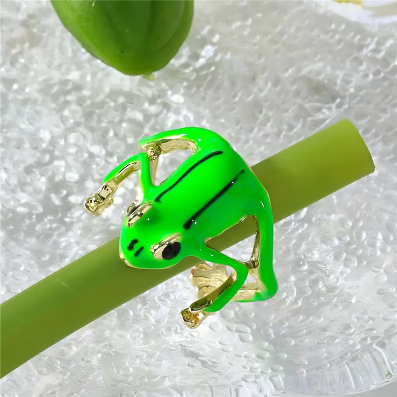 2026 New Metal Frog Embrace Funny Green Adjustable Open Cute Personality Special Unisex Finger Ring