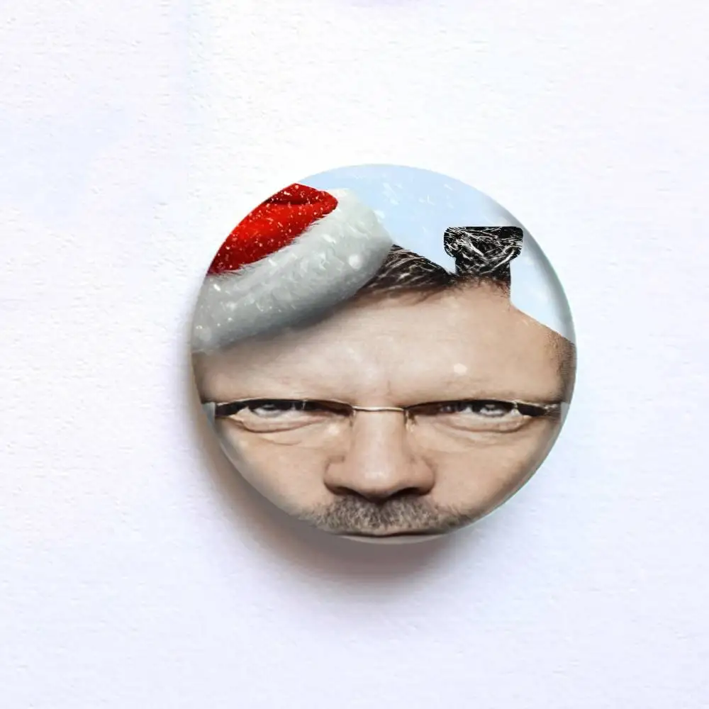 منزل Md شارات دبابيس التلبيب دبابيس قبعة دبابيس دبابيس الهدايا ديكور حقائب الظهر أنيمي