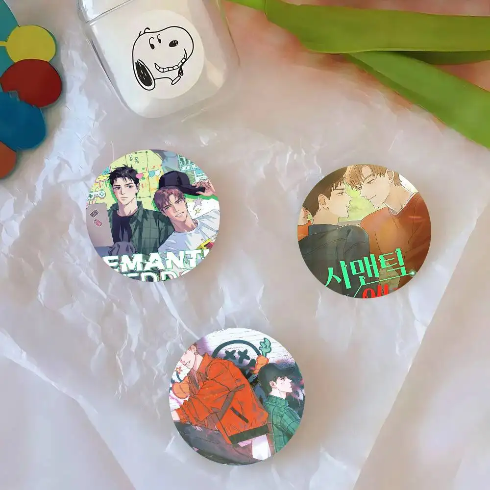 Manga S-Semantic Error Round Badge Lapel Pins For Backpacks Briefcase Laser Brooch Clothes Gifts