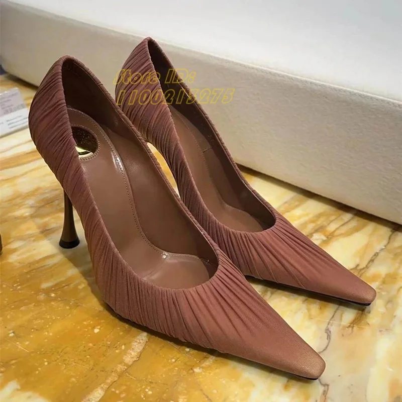 

Плиссированные туфли-лодочки на тонком высоком каблуке-шпильке, пикантные туфли без шнуровки с острым носком, зима-осень 2026, женские модельные туфли коричневого цвета