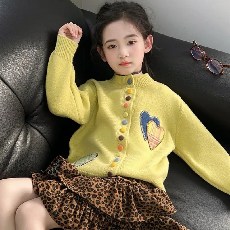 Spring Autumn Girls Knitted Sweater Cute Heart Pattern Pullover Kids Cartoon Long Sleeve Top Children Casual Base Layer