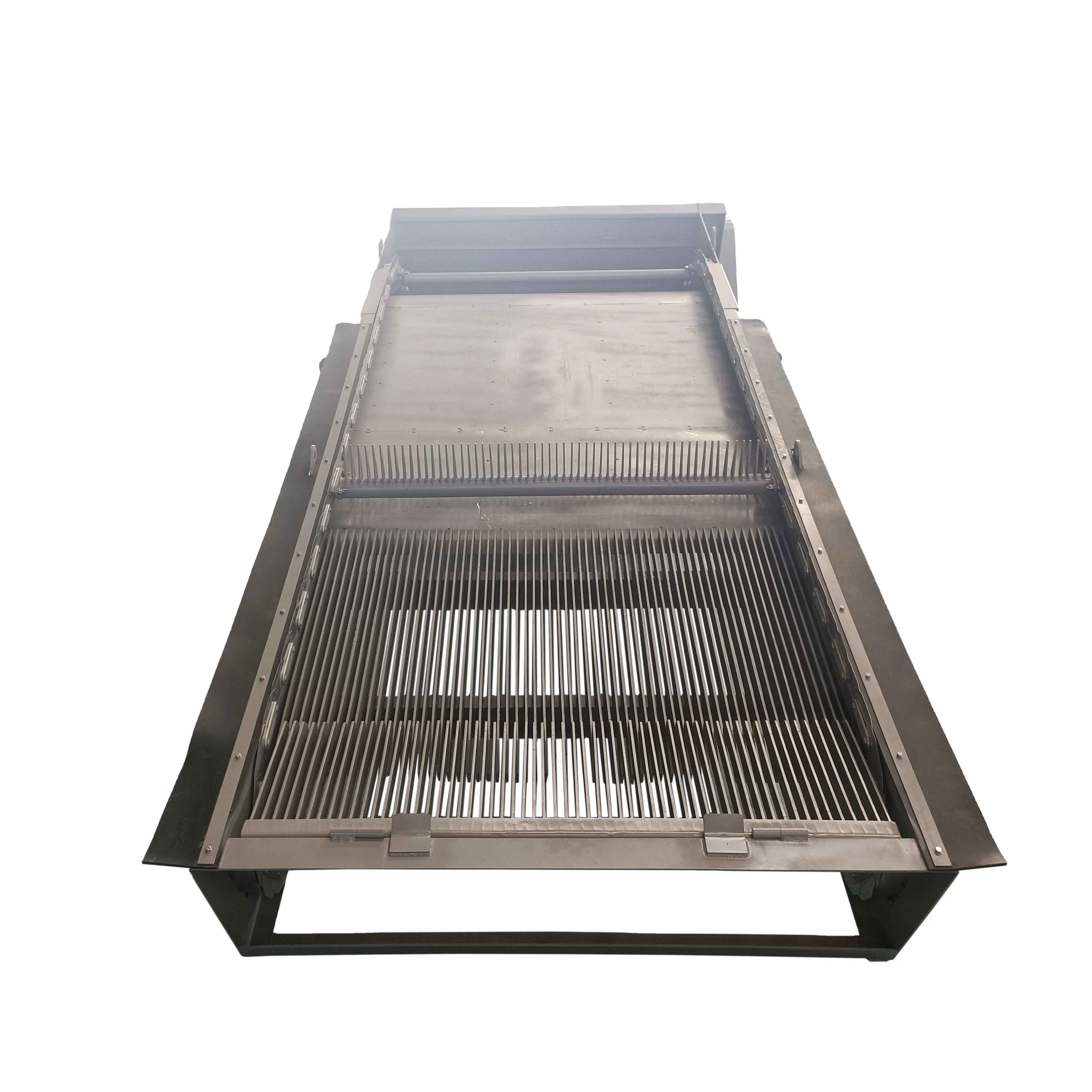 High Quality Rotary Automatic Mechanical Coarse Bar Screen Device For Poultry Farm WasteWater Treatment Equipment