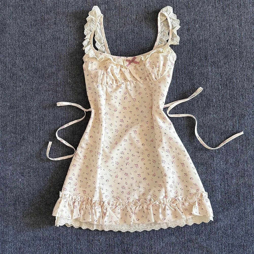 Abiti da donna in pizzo dolce anni 2000 Kawaii Girl Abbigliamento in pizzo Stampa floreale Gyaru Mini abito Harajuku Summer Femme Cute Short Derss