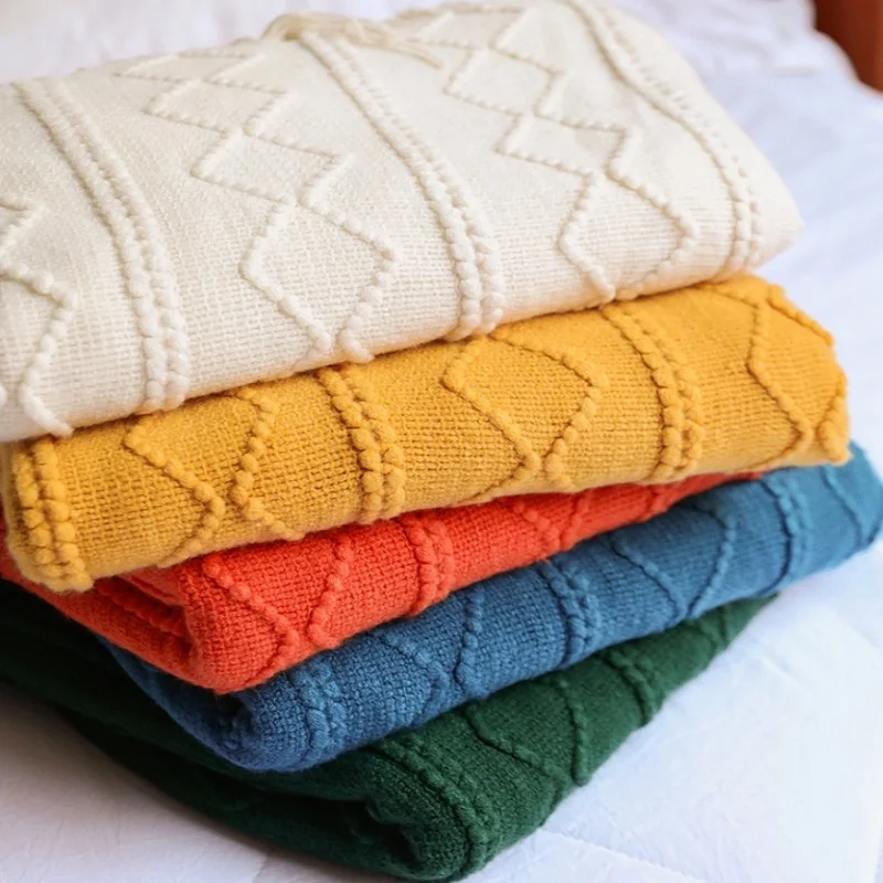 Wave Knitted Throw Blankets for Couch Lightweight Decorative Blankets Throws, All Season Cream White Blanket Gift for Men Women