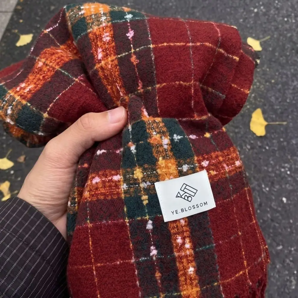 Classic Warm Plaid Faux Cashmere Scarf 200cm x 63cm Oversized Polyester Thick Scarf Versatile Shawl Wrap Couple