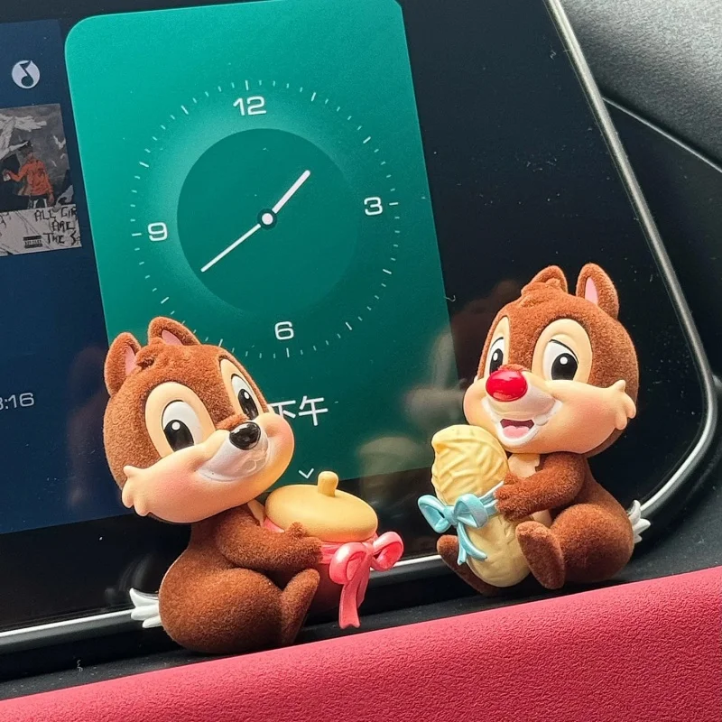 

Pop Mart Genuine Disney Chip 'N' Dale Playful Brothers Series Figurine Blind Box Mysterious Surprise Collectible Ornaments Gift