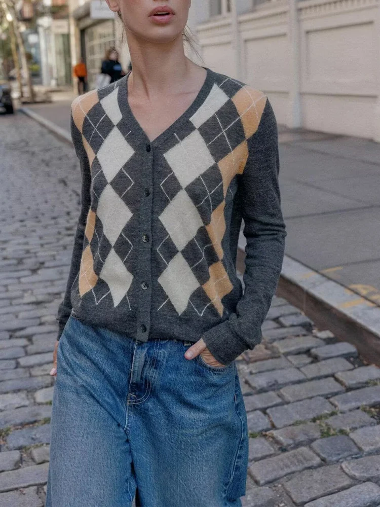 

Новый женский модный универсальный вязаный кардиган в европейском стиле с v-образным вырезом и ромбовидным узором, куртка-свитер