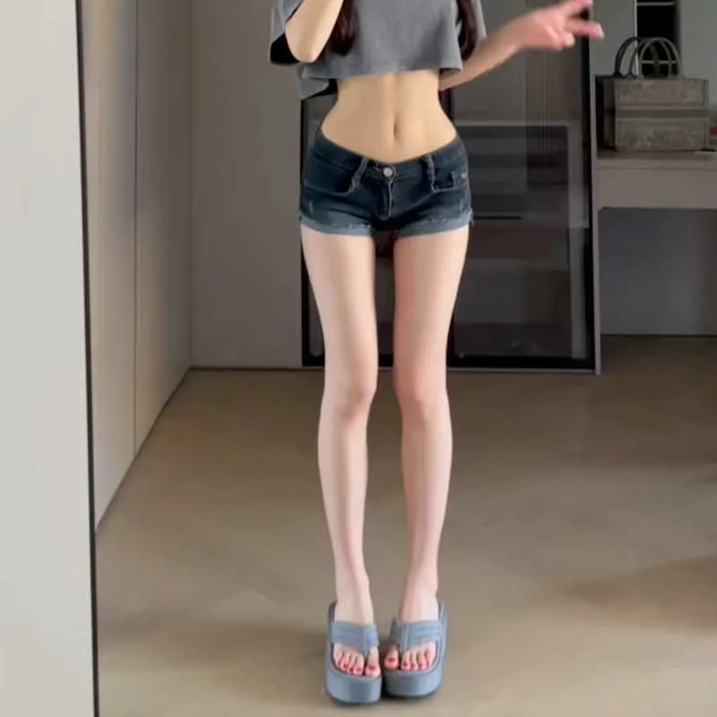 المرأة منخفضة الارتفاع مطاطا ضيق كرة لولبية الدنيم السراويل الصيف جديد حار فتاة الشارع عادية الورك التفاف مثير البسيطة السراويل الإناث