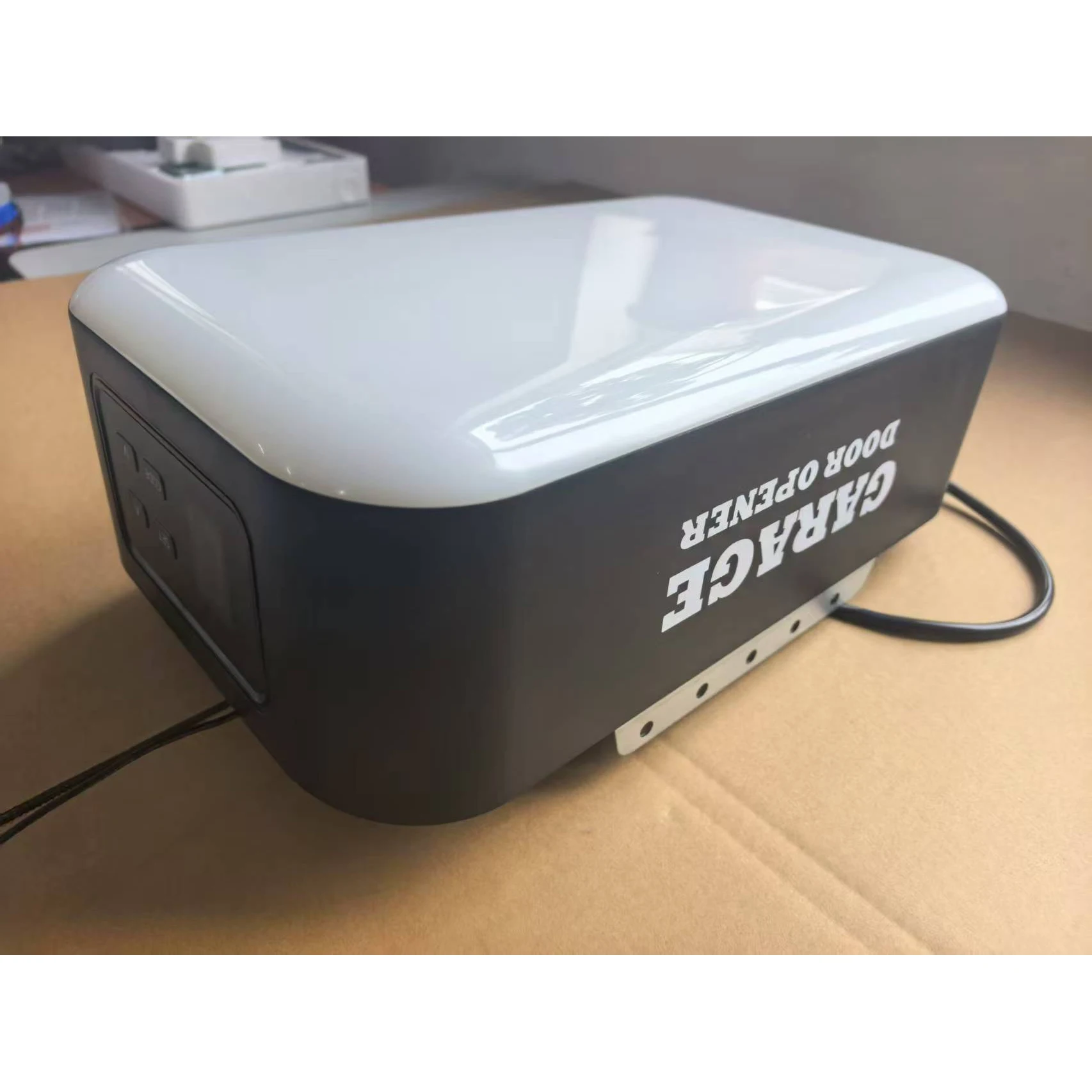 Electronic Smart Remote-Controlled Sectional Garage Door Motor Opener M600