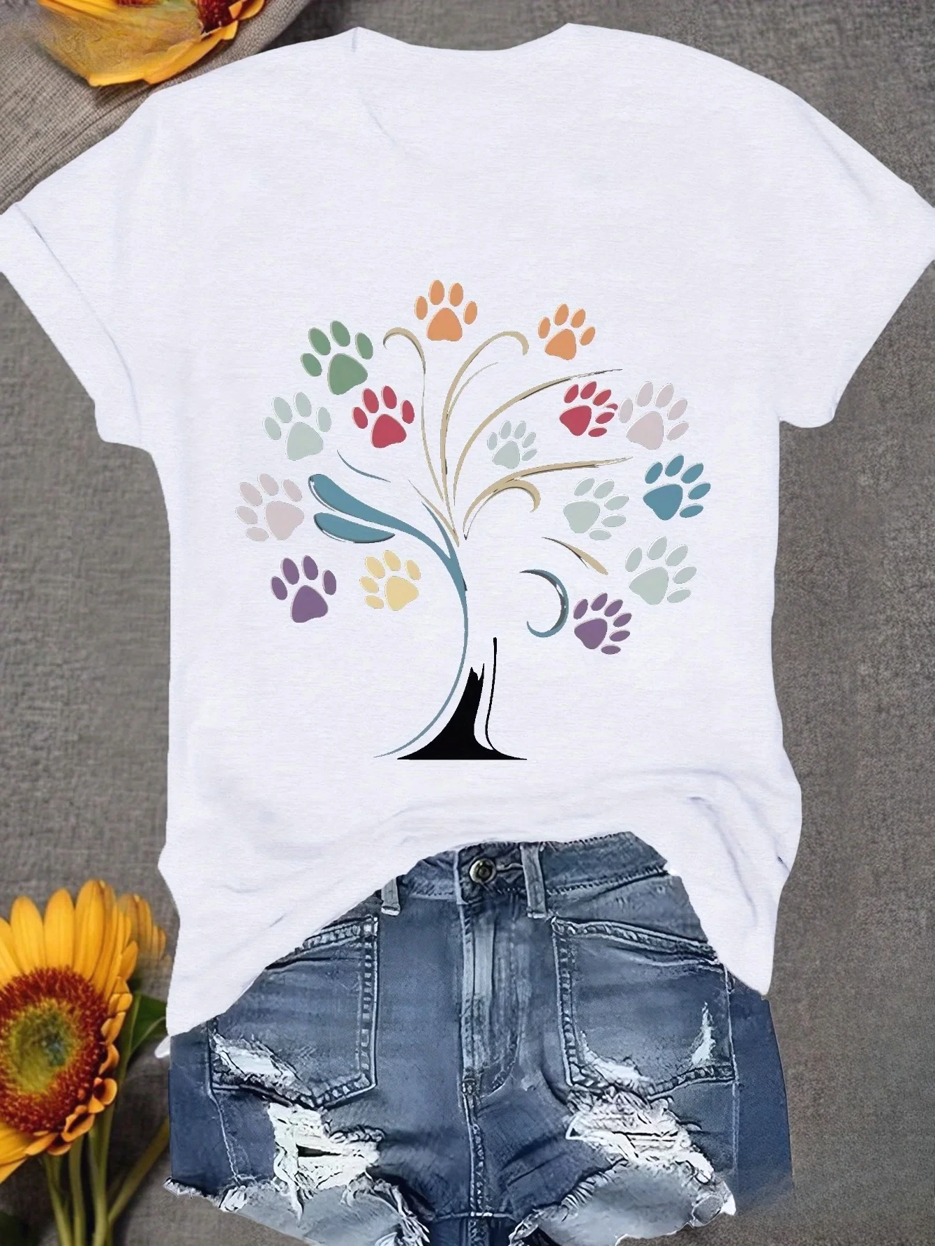 

2025 New Women's Short Sleeve T-Shirt Paw Print Tree Sports with Short Sleeves and Spring Summer Fashion Women's Tops T-shirts