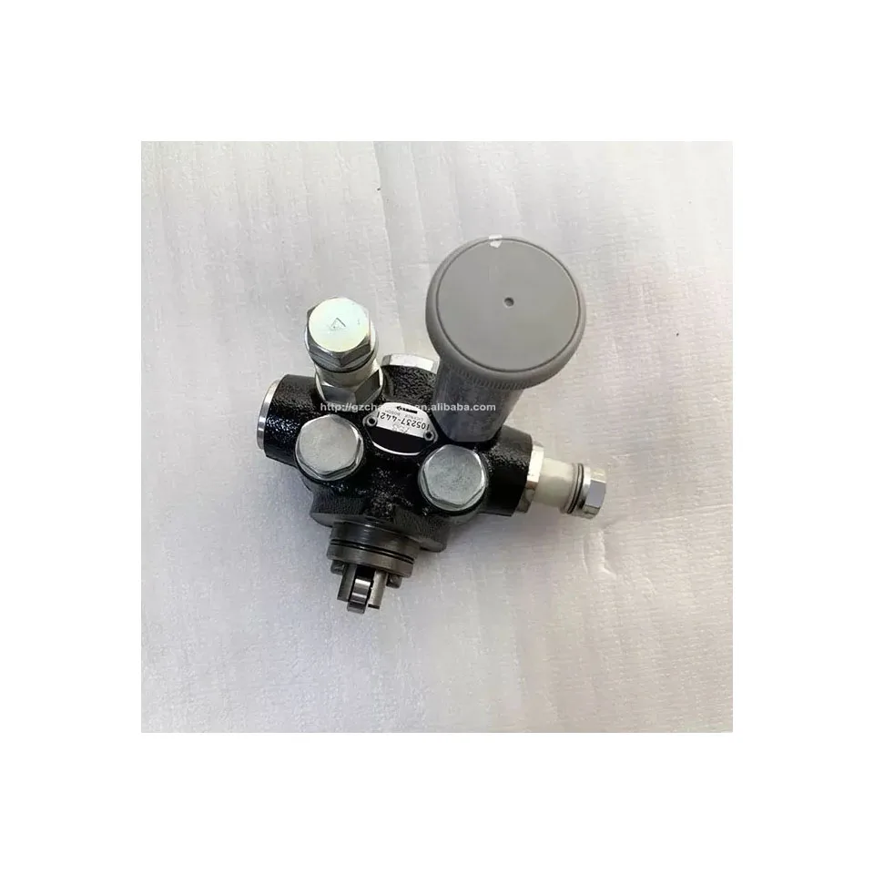 

Construction machinery parts ZX330 excavator 6HK1 fuel feed pump 105237-4421 115750-1300 1-15750130-0