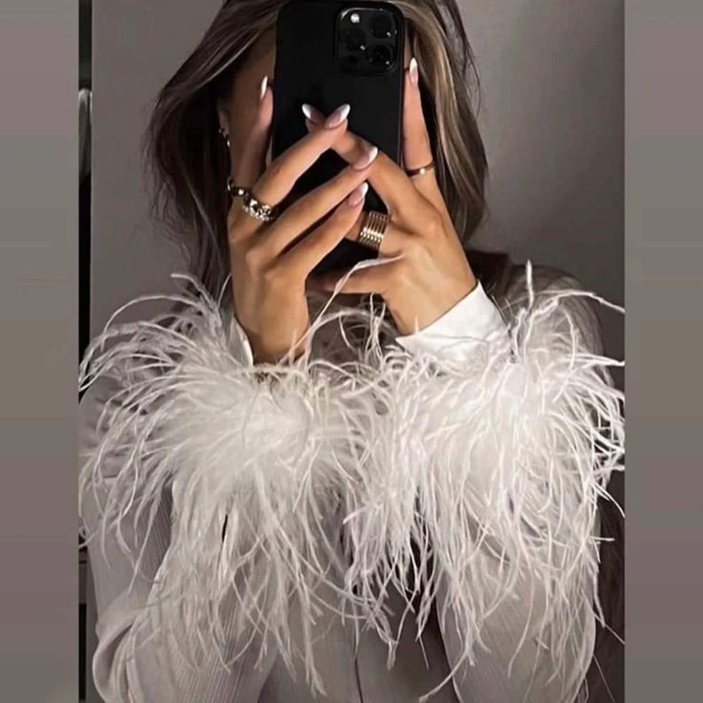 2pcs Real Fur Ostrich Feather Cuffs Snap on Bracelet Women feathers Wrist Sleeve Decoration Plume Cuff blazer Elegant