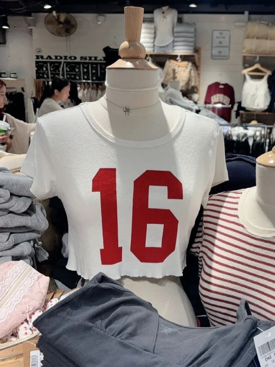 

16 Print Raw Hem White Crop Top Women Summer O-Neck Short Sleeve Cotton Cropped Tee Shirt Sweet Streetwear Loose T-shirts Y2k