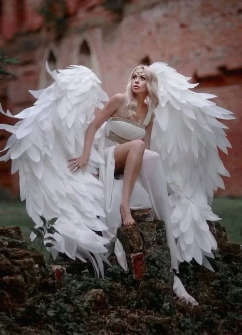 White Feather Wing Halloween Wings Model Catwalk Costume Super Wings Nightclub Performance Props Halloween Party Props