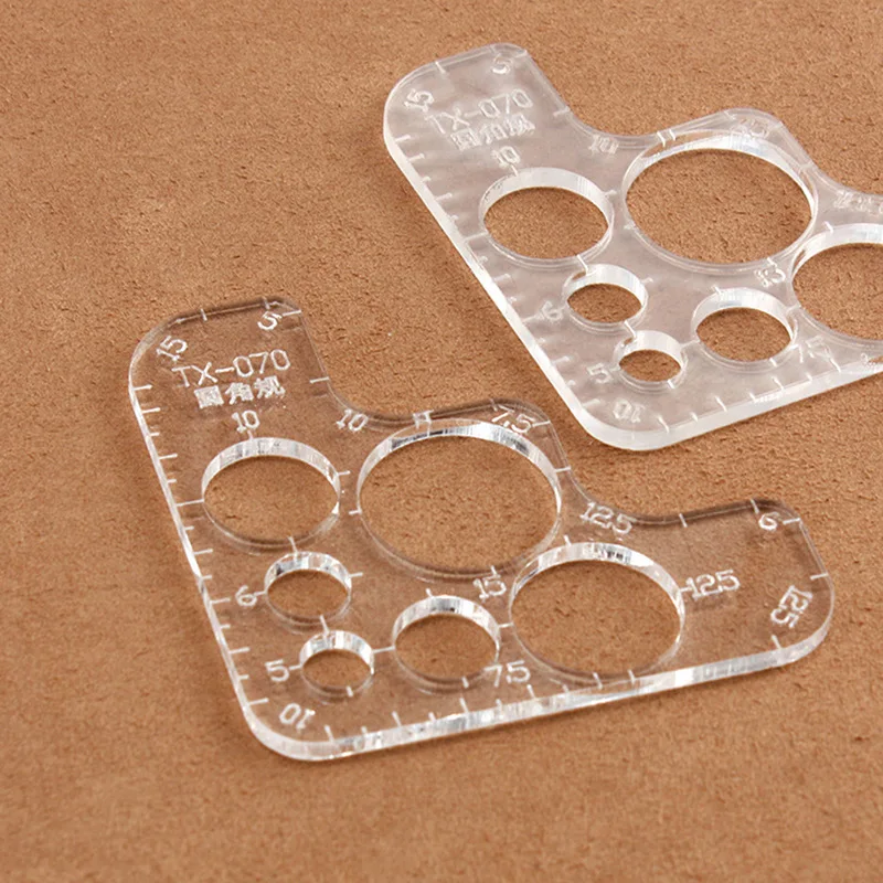 Acrylic R Shape Cor…