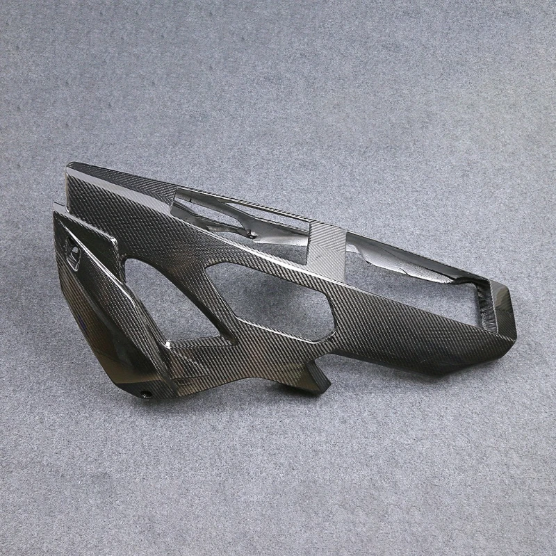 

Suitable for BMW BMW S1000R/M1000R modified motorcycle accessories Carbon fiber shell belly pot, lower diversion