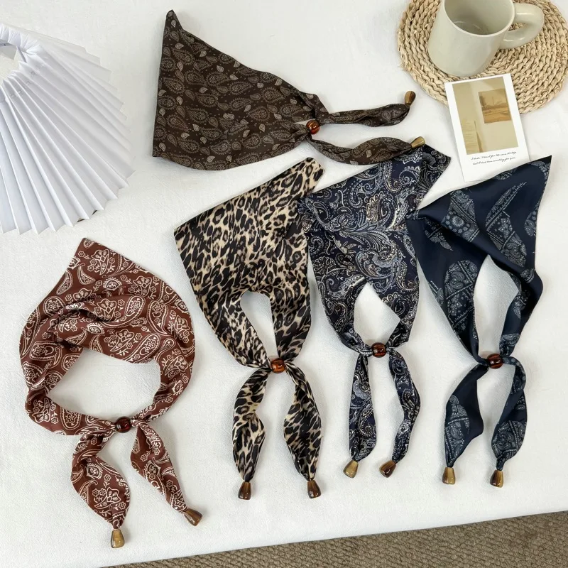 

Retro Cashew Flower Neck Scarf Unique Beaded Pull-out Scarf with Shirt Commuter Western Style Scarves New Product Hot Selling