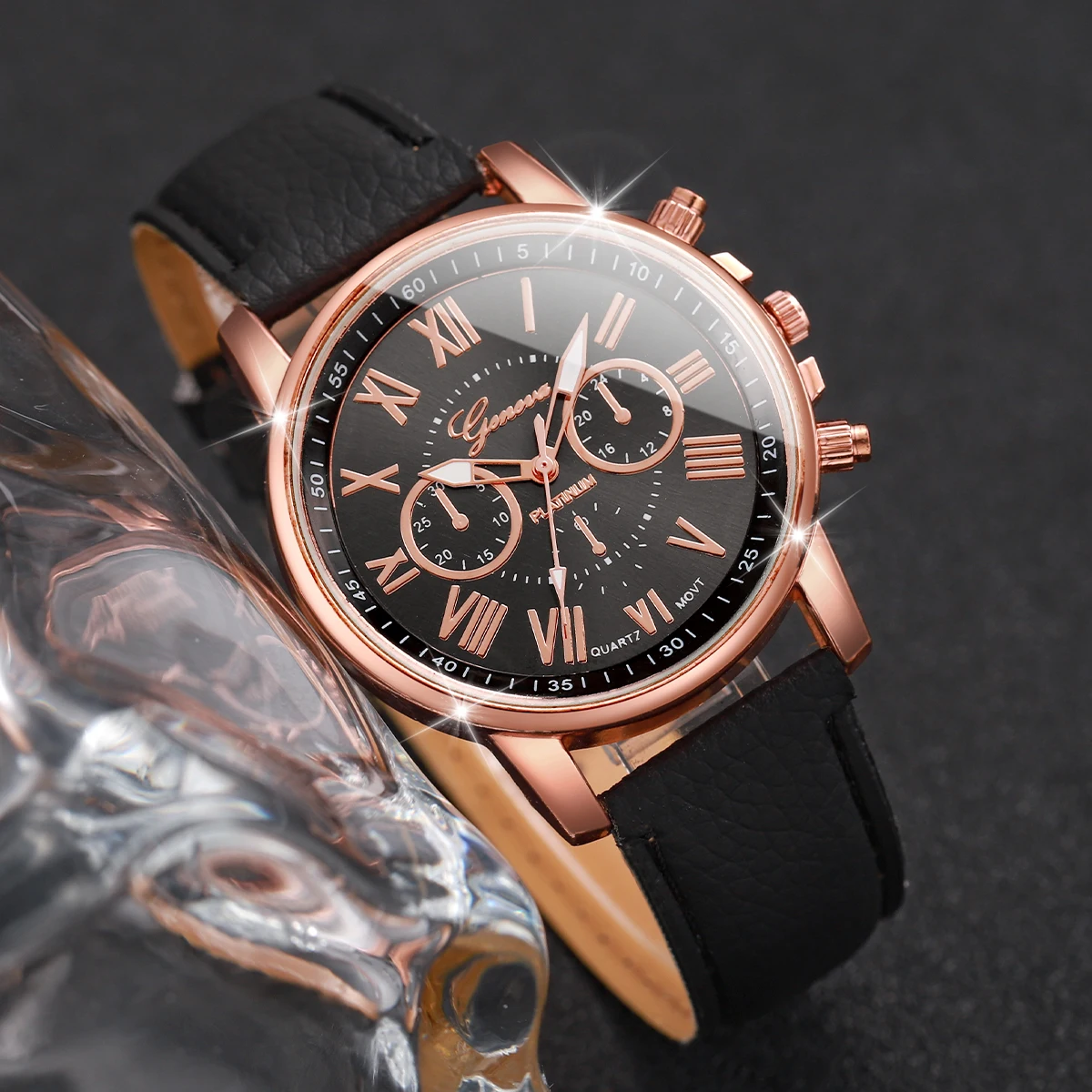 7PCS Women Watches Fashion Roma Dial Quartz Watch Casual Leather Band Ladies Wrist Watch Clock（Without Box）