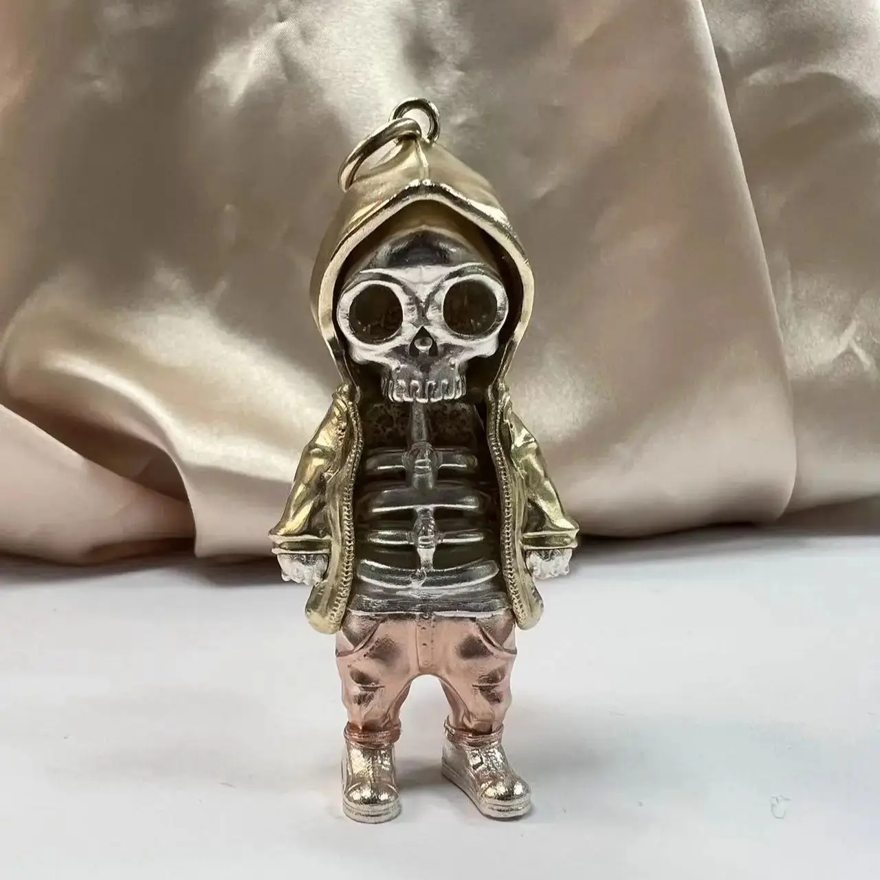 

S925 Silver / Bronze Halloween Skeleton doll alien guard and ghost festival pendant