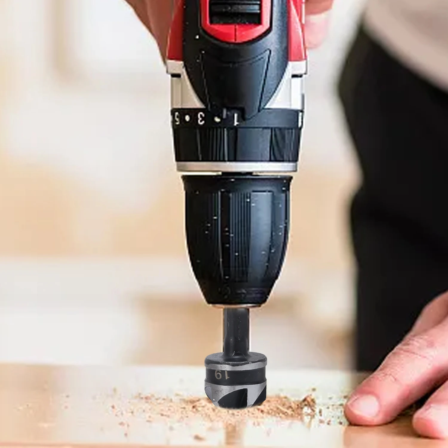 Zestaw frezów stożkowych ze stali szybkotnącej z chwytem sześciokątnym do fazowania, pogłębiania i obróbki drewna i metalu.