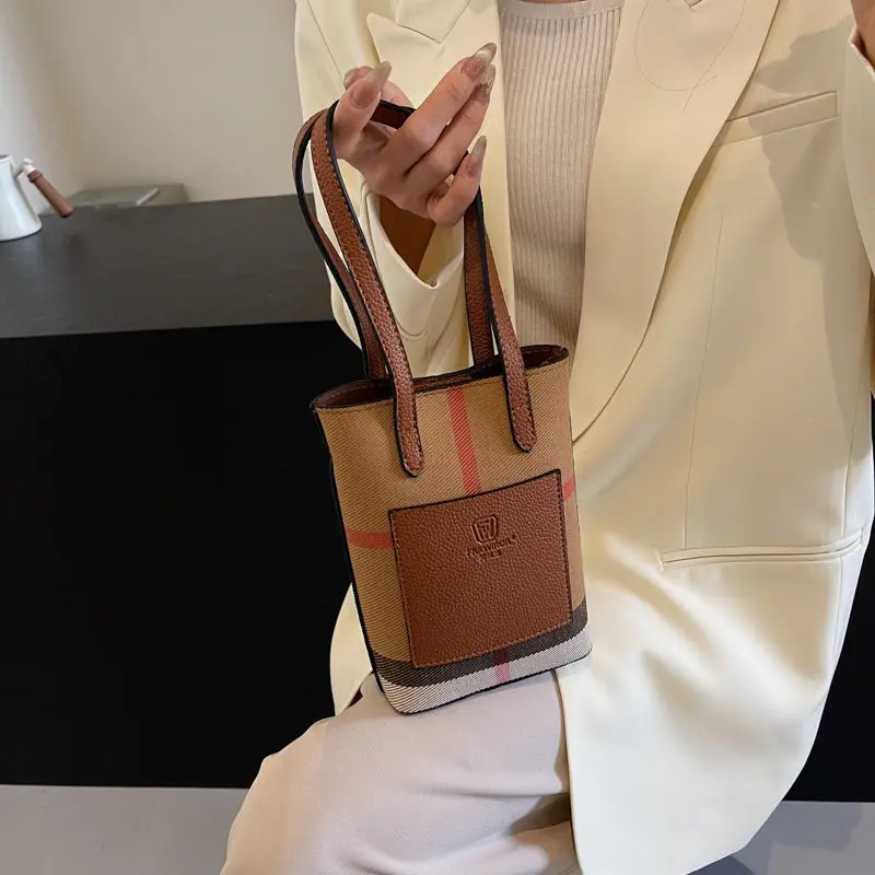 Women's Bucket Leather Handbag Fashion Crossbody Small Square Bag Luxury Designer Shoulder Bag Ladies Casual Tote Messenger Bag