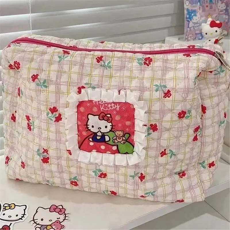 Kawaii saniris Cosmetic Bag hellobykitty Anime Makeup Toiletry Storage Bag Cute Pattern Beauty Cartoon Travel Bag regali per ragazze