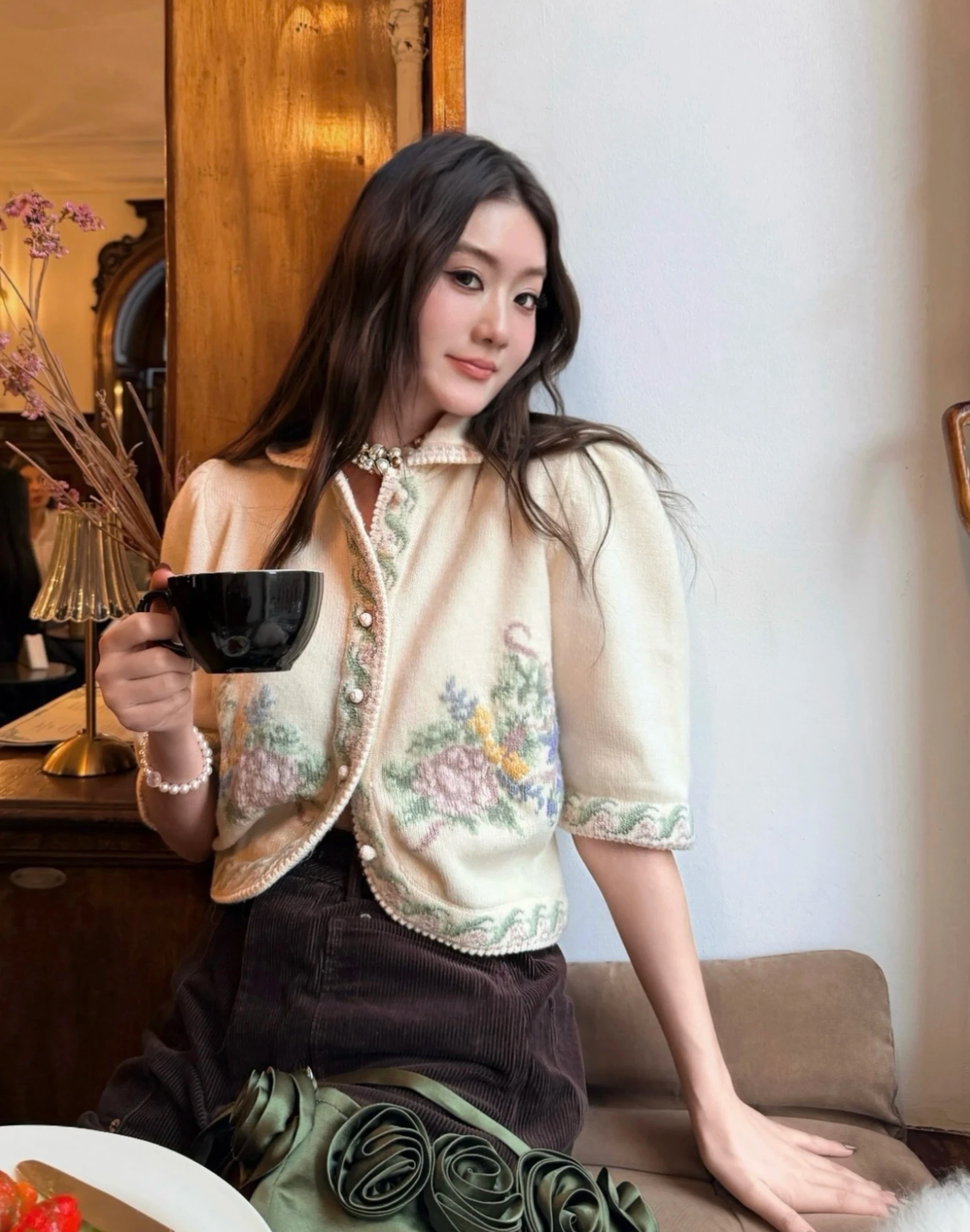 

Retro Court Sle Embroidered Heavyweight Long Sve round Ne Knitted Sweater Women's Versatile Top Spring 2026 Commute St...