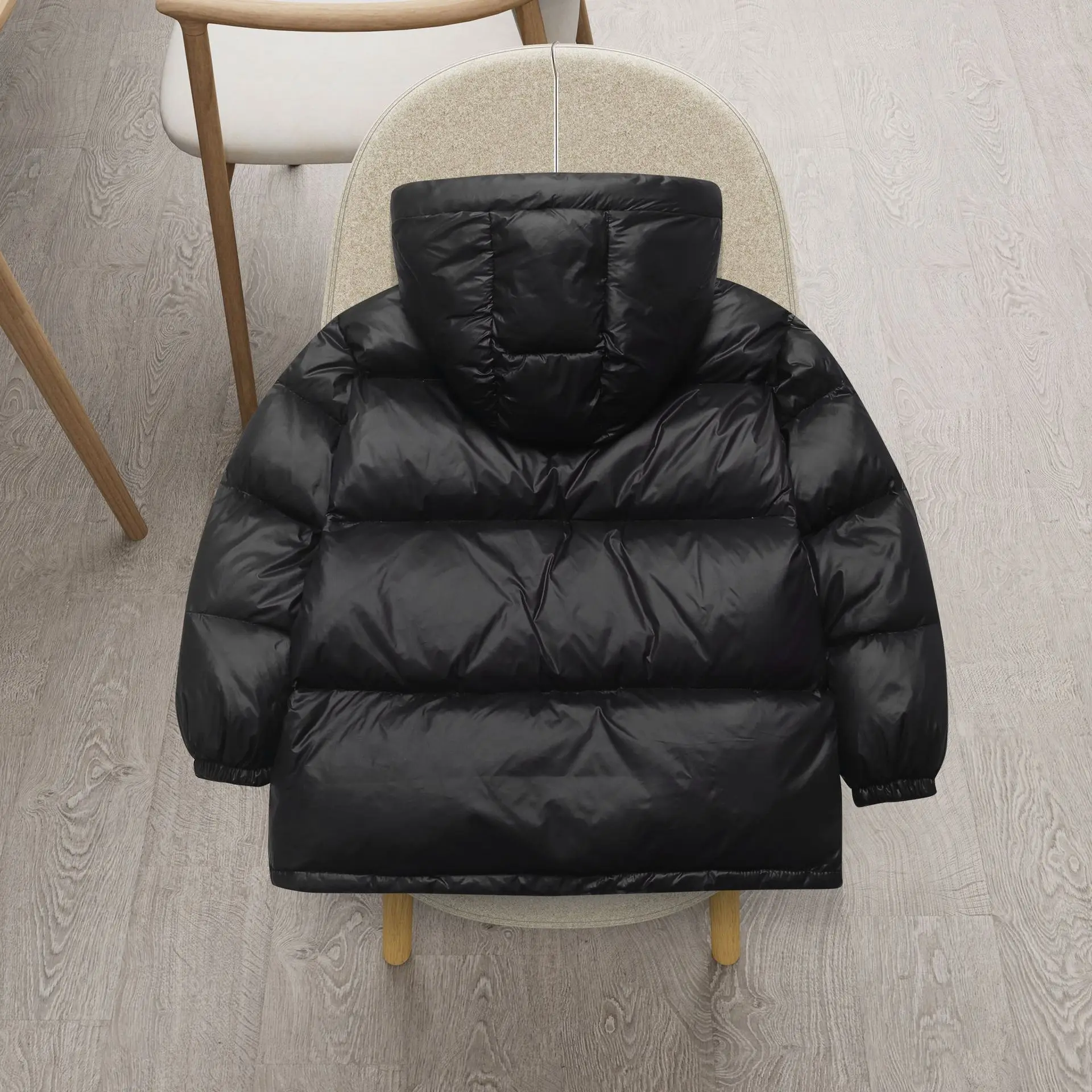 Winter new black gold children's down jacket for boys and girls, medium and large children's bread jacket, thick and warm short