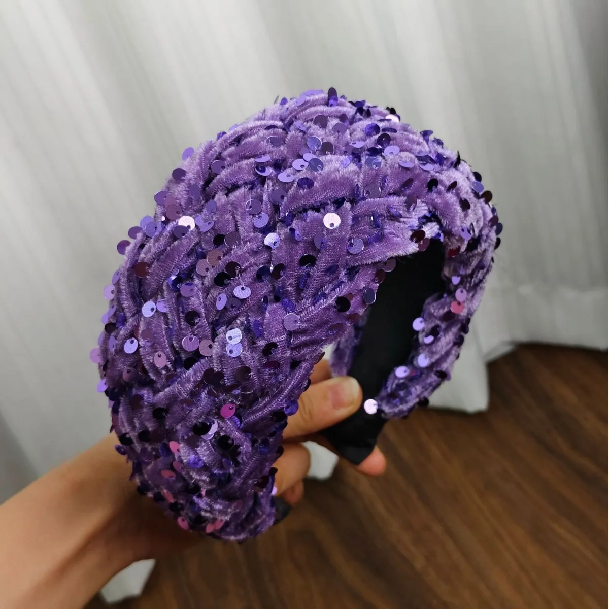 Aksesoris Rambut High-end: Headband Rajut Payet Retro Mode Musim Gugur dan Musim Dingin