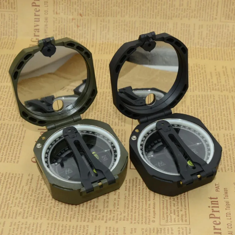 M2 clamshell folding portable outdoor exploration survey off-road geological compass instrument compass north needle ABS