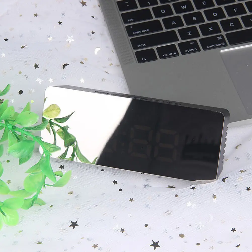 Square Digital Mirror Clock Alarm Clock Temperature Measurement LED Display Snooze Function Adjustable Brightness