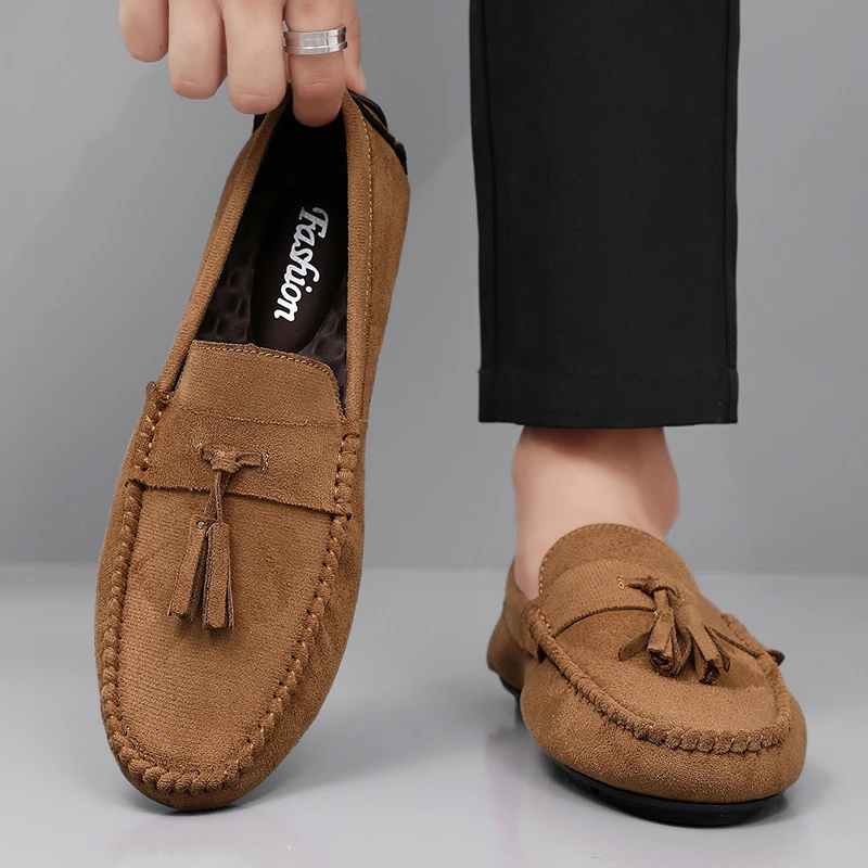 

Fashion Lightweight Suede Men Casual Shoes Lazy Shoes Male Breathable Slip-on Mens Driving Shoes Comfortable Loafers Moccasins
