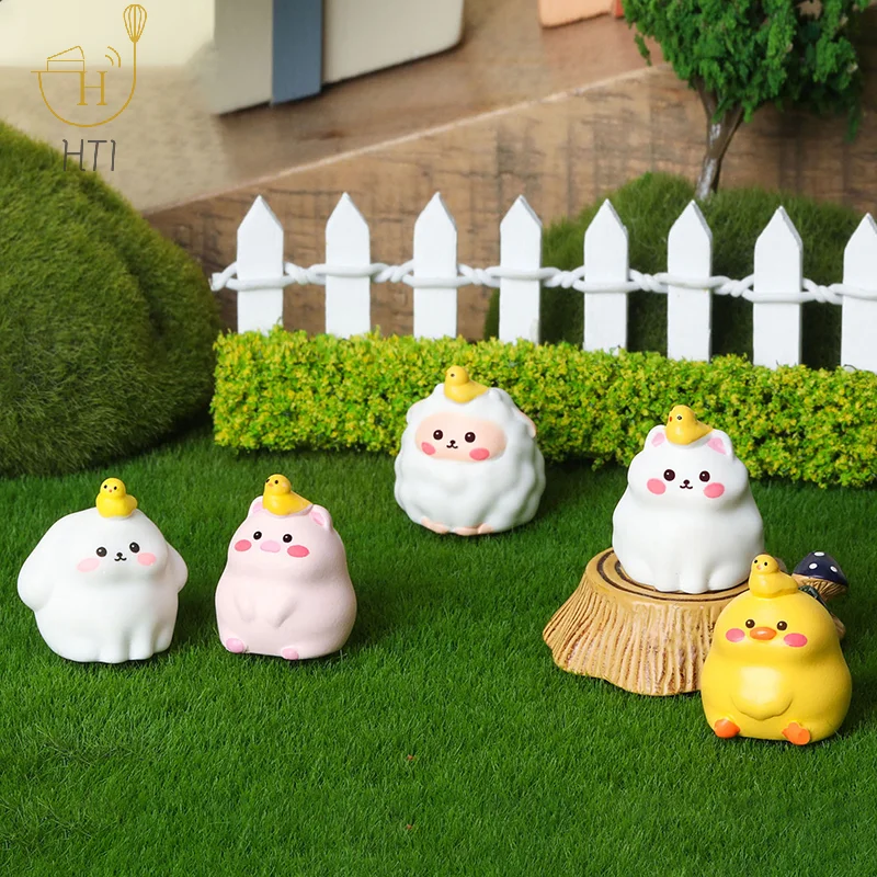 1pcs Figurines Miniatures Animals Duck Micro Landscape Ornaments For Home Decorations Room Decor Car Office Desktop Accessories