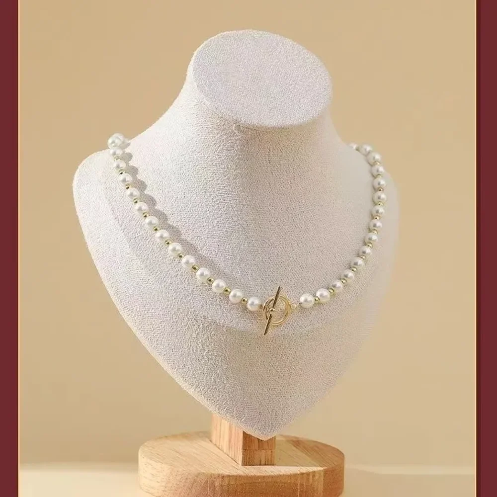 

High Quality Model Bust Show Exhibitor Velvet Jewelry Display Necklace Pendants Mannequin Jewelry Stand Organizer Beige