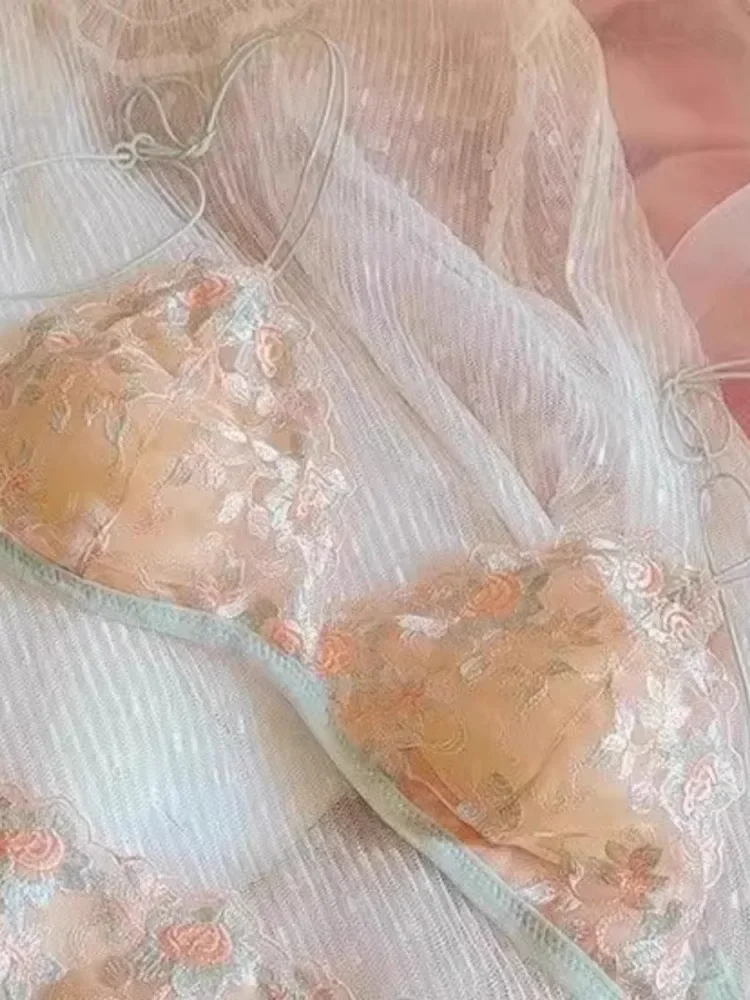 MOYISU Luxury French Pure Desire Embroidery Lace Dream Triangle Cup No Underwire Small Strap Bra Set Ultra-thin Sexy Bra Set