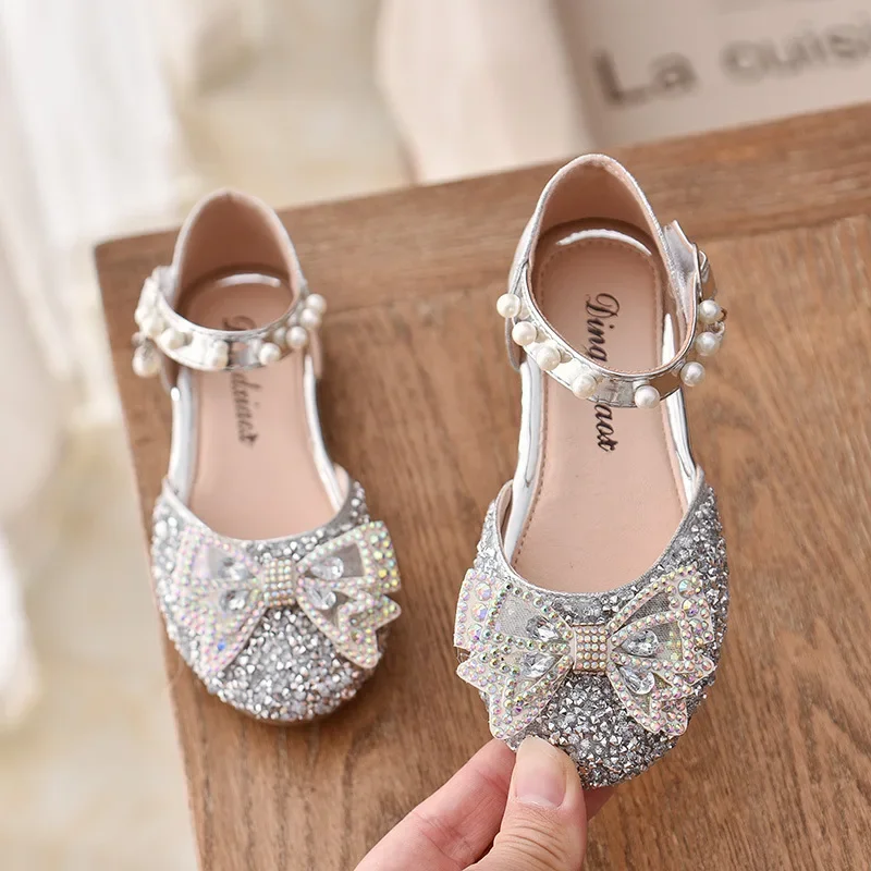 2024 Fashion Children Sandals Bow Rhinestone Girls Princess Leather Shoes Kids Summer Elegant Party Dance Sandals