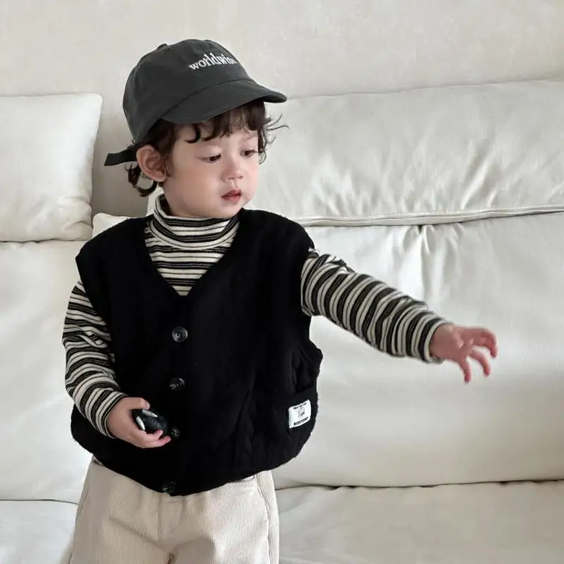 

2025 Winter New Children Sleeveless Warm Vest Jacket Baby Girls Casual Coat Boys Plus Velvet Thick Vest Cardigan Infant Clothes