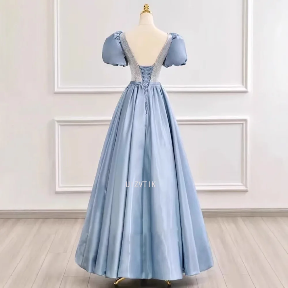 فستان الحفلات المسائية الأنيق من الساتان برقبة على شكل V أزرق سماوي للنساء بأكمام منتفخة على شكل حرف a فستان حفلات رداء De Soirée فساتين مخصصة