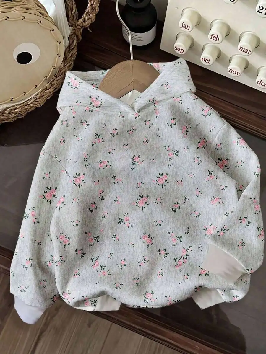 

Women's Loose Fit Ditsy Floral Hooded Sweatshirt for Autumn Winter